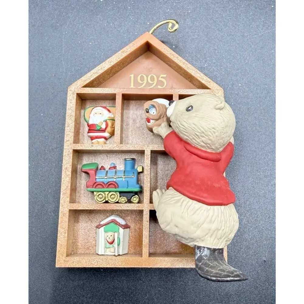 Hallmark Beaver Christmas Ornament 1995 Treasure Shelf Marked Display No Box L16